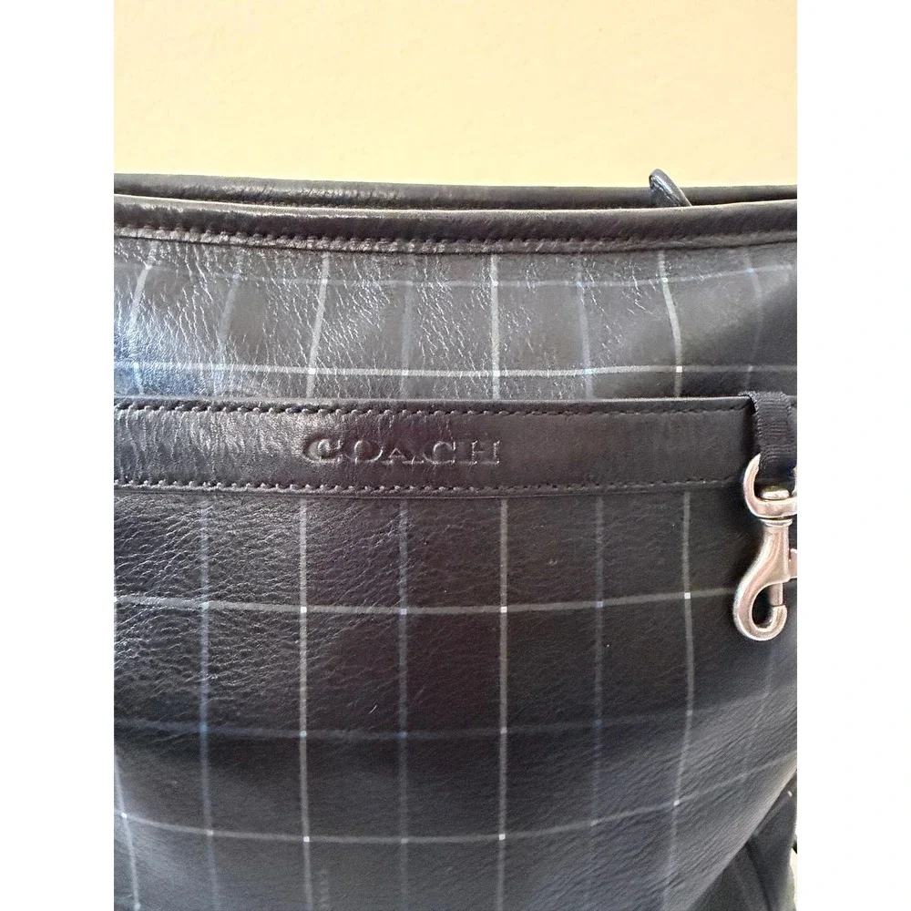 Coach Black Pebbled Leather Grid Print Crossbody Messenger Bag Silver Hardware